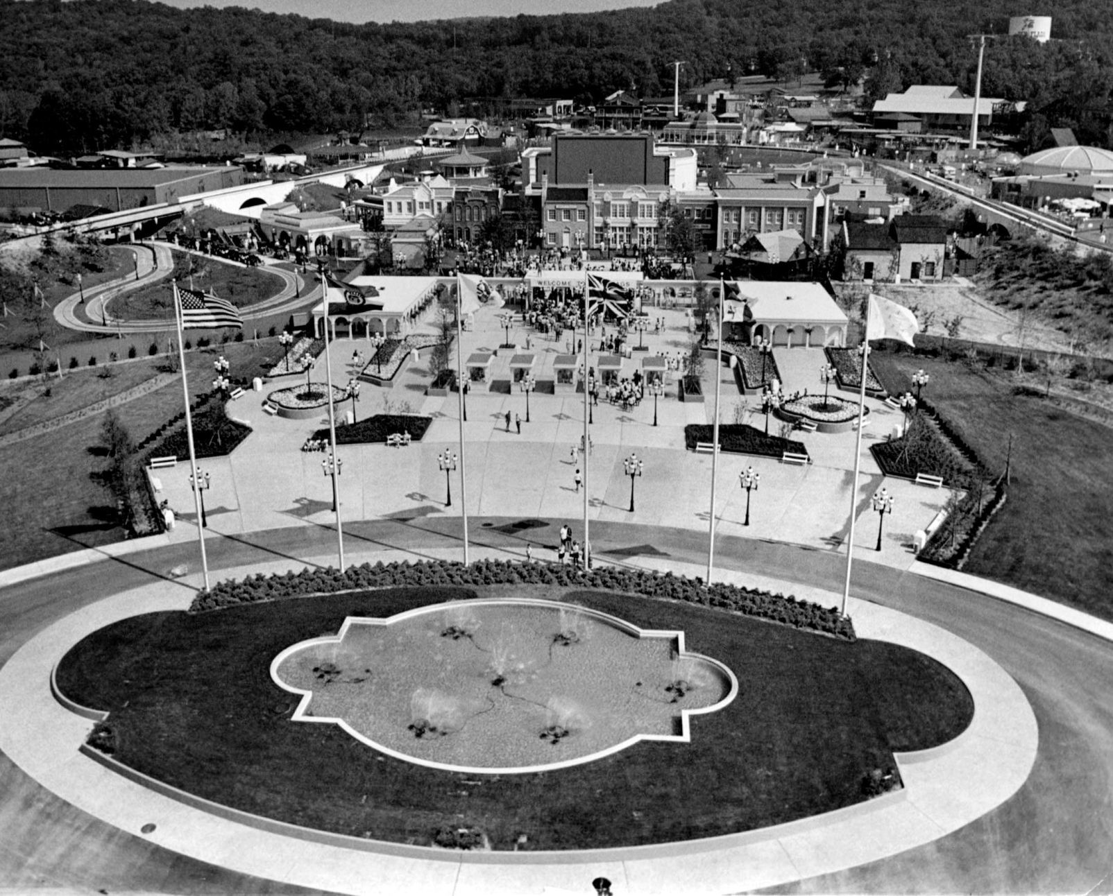 Six Flags Over Mid-America entrance and park overview in 1971